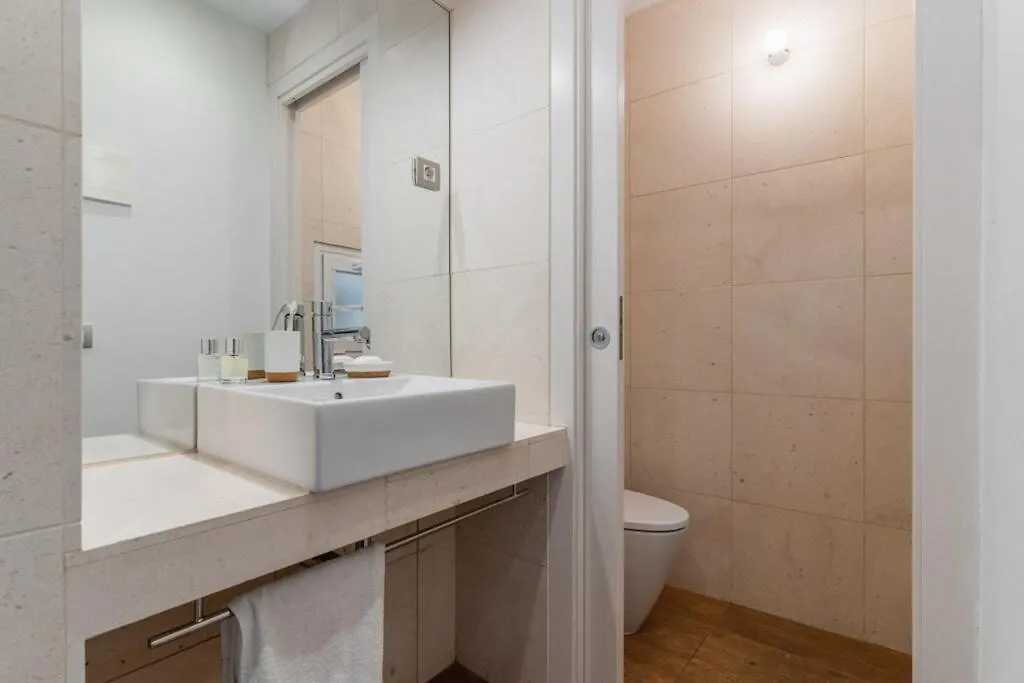 175M Trendy Loft In Luxury District With Premium Amenities Apartment Madrid Spain